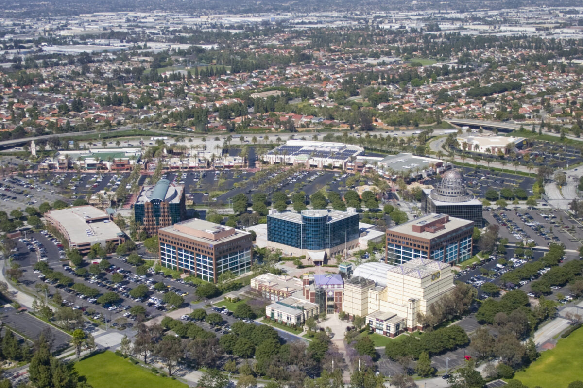 Cerritos Orange County airport shuttle